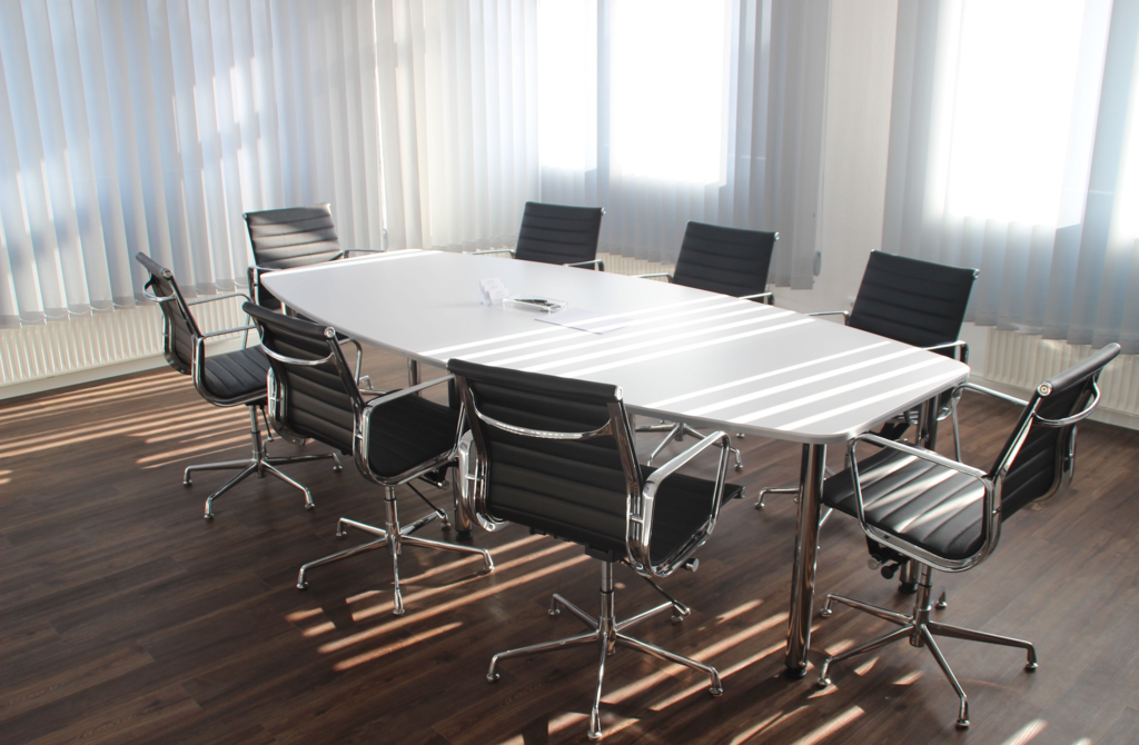 Business – People – The Online. Zeit, die Zukunft zu formen.